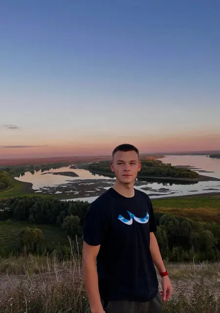 Я Sergey, 21, из Рыбинска, ищу знакомство для дружбы