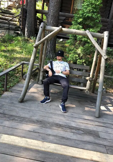 Я Денис, 26, из Абакана, ищу знакомства на одну ночь