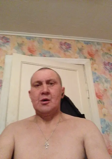 Я Евгений, 43, знакомлюсь на одну ночь в Норильске
