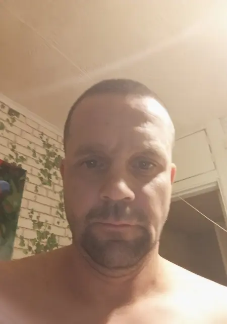 Кубик из Сыктывкара, ищу на сайте знакомства на одну ночь