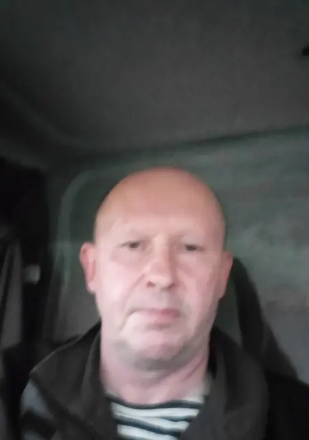 Андрей из Екатеринбурга, ищу на сайте знакомства на одну ночь