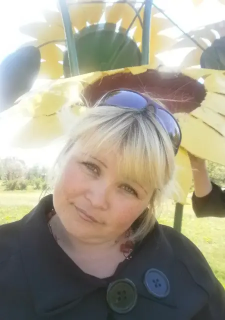 Я Ханна, 45, знакомлюсь для приятного времяпровождения в Казани