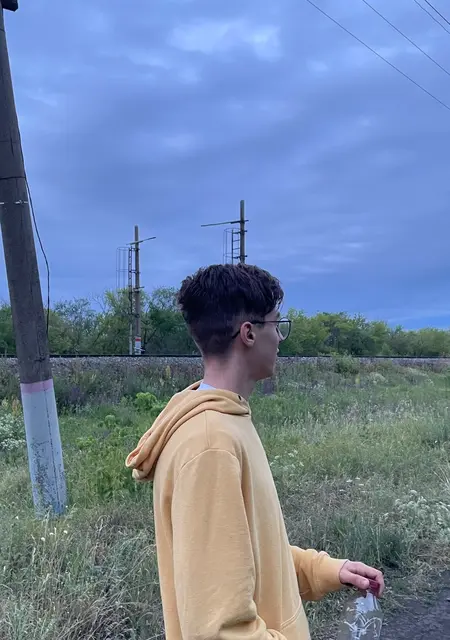 Я Иван, 20, знакомлюсь без обязательств в Ульяновске