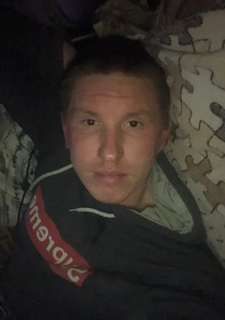 Я Григорий, 27, из Воткинска, ищу знакомства без обязательств