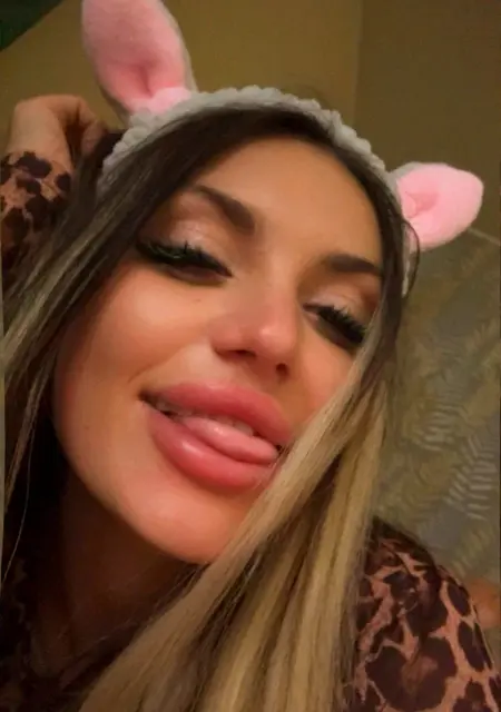 Александра из Москвы, мне 34, познакомлюсь для приятного времяпровождения