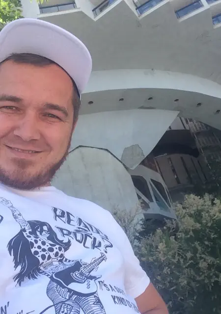 Я Тимур, 35, знакомлюсь для общения в Ялте