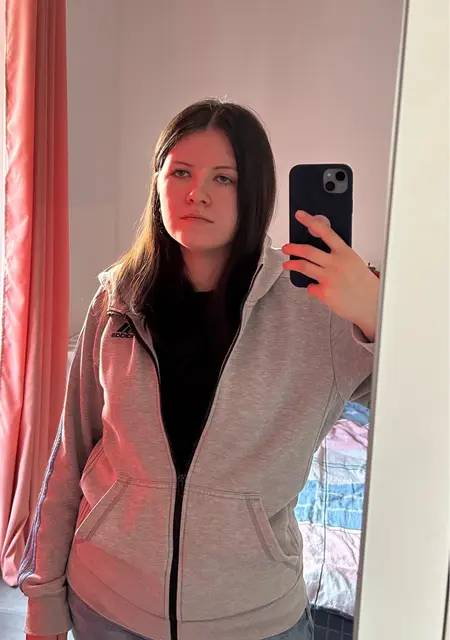 Я Ксения, 27, знакомлюсь для дружбы в Санкт-Петербурге