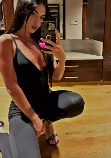 Я Cleopatra, 28, из Москвы, ищу знакомства на одну ночь