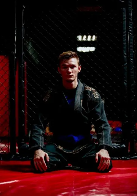 Я Дмитрий, 26, знакомлюсь без обязательств в Жуковском