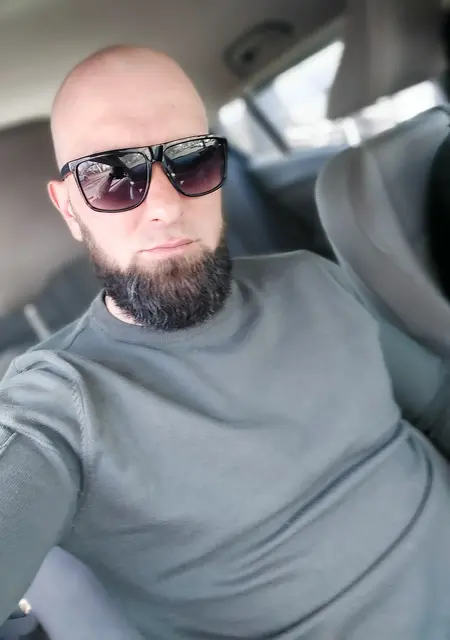 Я Виктор, 36, знакомлюсь без обязательств в Владивостоке