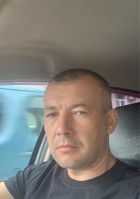 Александр из Новочеркасска, ищу на сайте знакомства на одну ночь