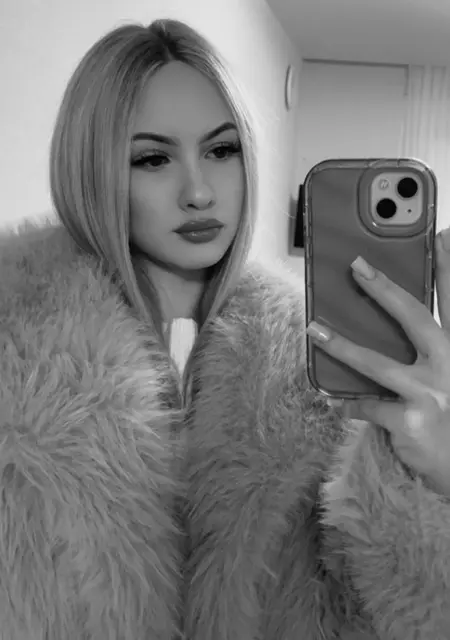 Я , 25, из Санкт-Петербурга, ищу знакомство