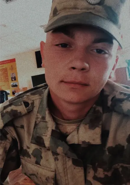 Я Николай, 22, знакомлюсь на одну ночь в Волоколамске