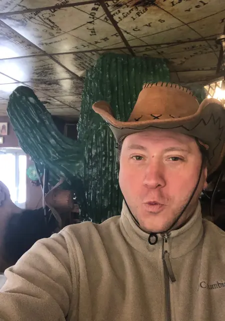 Я Виталик, 44, знакомлюсь без обязательств в Екатеринбурге