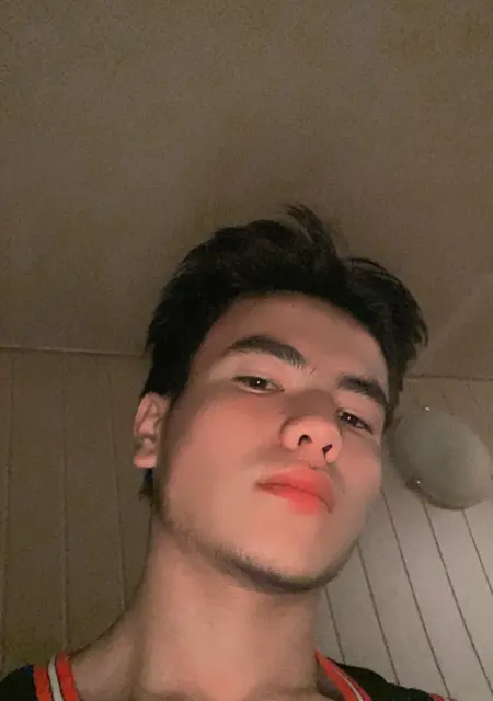 Khan из Солнечногорска, ищу на сайте знакомства без обязательств