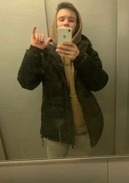 Я Александр, 22, из Кирова, ищу знакомство для общения