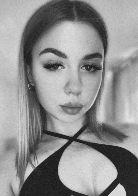 Я Валерия, 22, из Видного, ищу знакомство для постоянных отношений