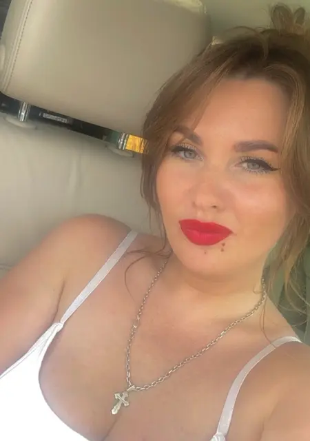 Я Катя, 37, из Кемерово, ищу знакомства без обязательств