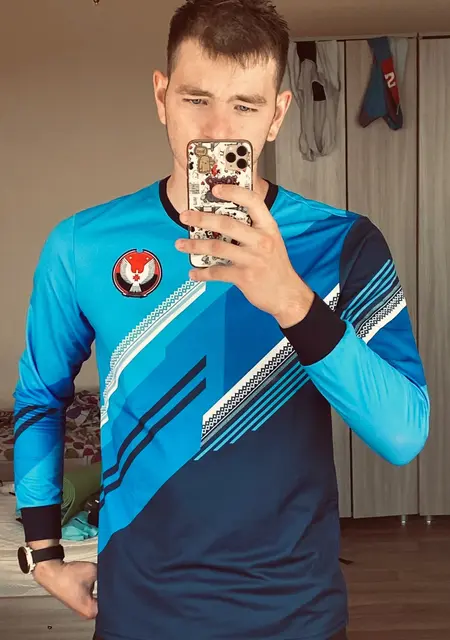 Я Данил, 22, из Ижевска, ищу знакомство для приятного времяпровождения