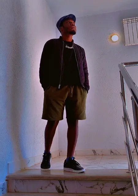 Sylvain Akichi из Орла, мне 29, познакомлюсь на одну ночь