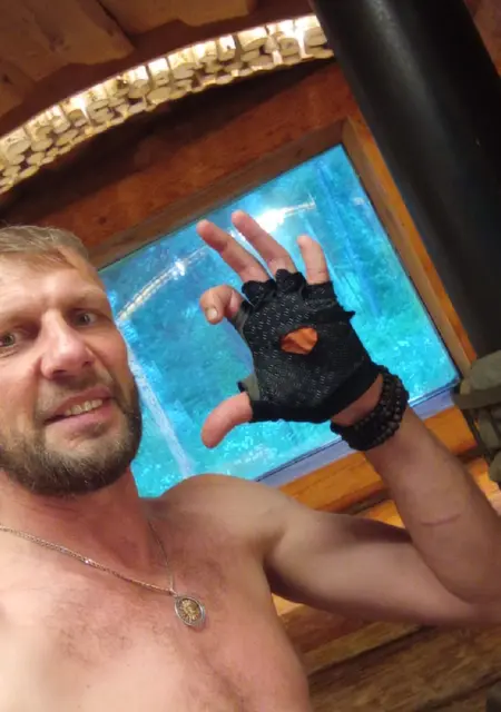 Я Moderated, 46, из Норильска, ищу знакомства без обязательств