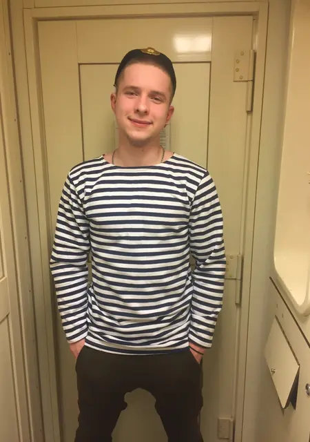 Я Denis, 28, знакомлюсь для общения в Слободском