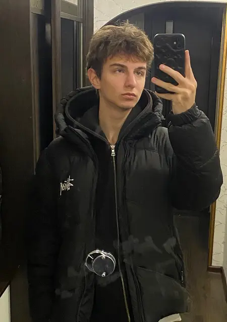 Я Даниэль Алешин, 19, знакомлюсь на одну ночь в Нижнем Новгороде