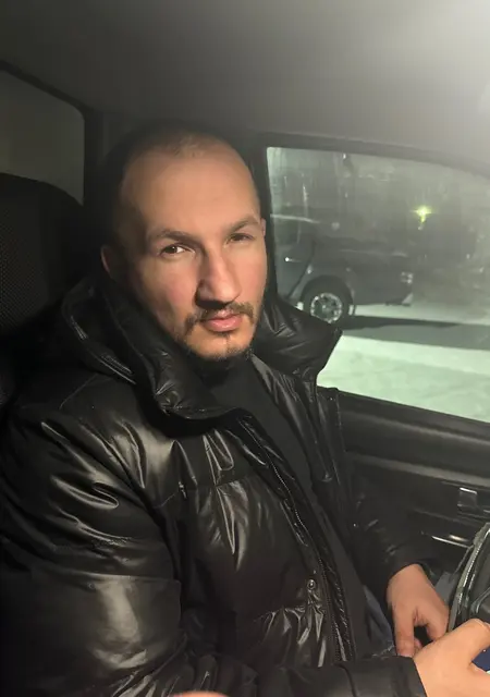 Я Олег, 36, знакомлюсь для вирта в Новом Уренгое