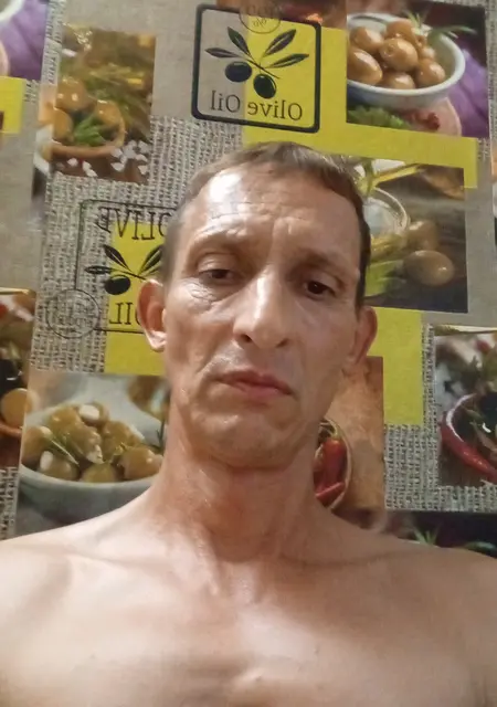 Олег из Санкт-Петербурга, мне 52, познакомлюсь на одну ночь