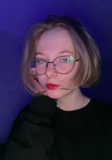 Наталья из Ижевска, мне 18, познакомлюсь для вирта