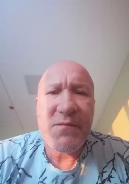 Я Леонид, 56, знакомлюсь на одну ночь в Уфе