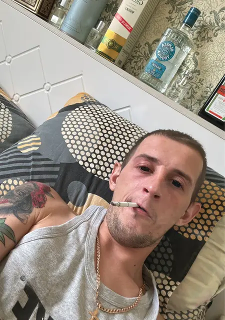 Алексей из Томска, мне 28, познакомлюсь для приятного времяпровождения