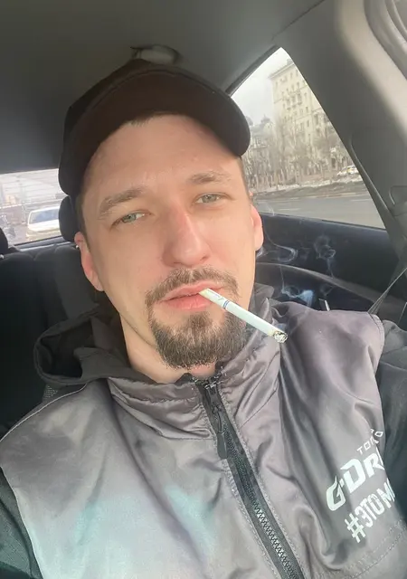 Андрей из Ивантеевки, ищу на сайте открытые отношения