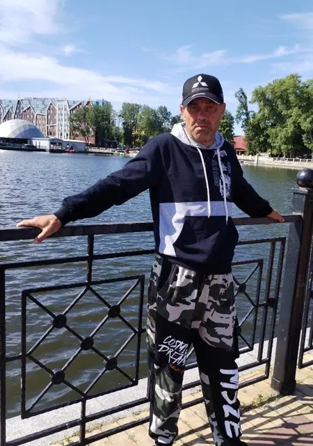 Я Николай, 46, из Калининграда, ищу знакомство для постоянных отношений