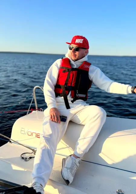 Я Алексей, 38, знакомлюсь для совместных путешествий в Петрозаводске