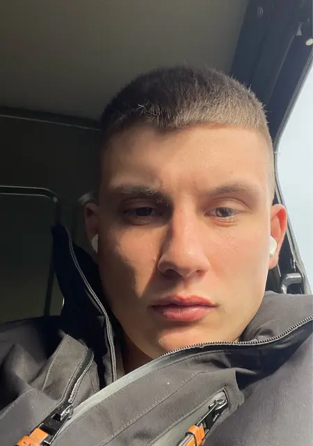 Vlad из Ковдора, мне 24, познакомлюсь без обязательств