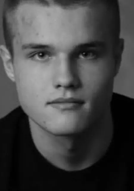 Я Андрей, 20, знакомлюсь на одну ночь в Владимире