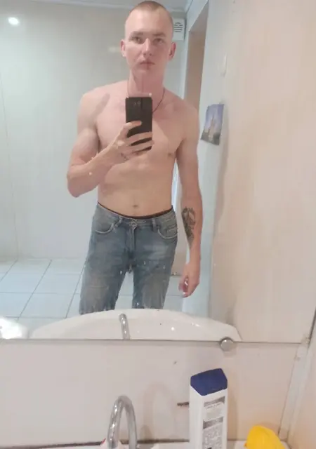 Роман из Саранска, мне 25, познакомлюсь без обязательств