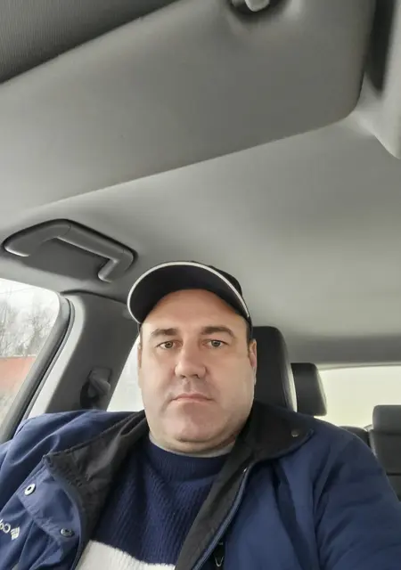 Андрей из Пензы, мне 40, познакомлюсь на одну ночь