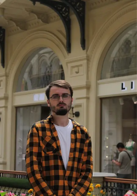 Я Александр, 23, из Курска, ищу знакомство для постоянных отношений