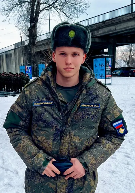 Я Oleg, 22, из Пскова, ищу знакомства на одну ночь