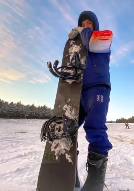 Я Эдуард, 30, знакомлюсь для общения в Белгороде