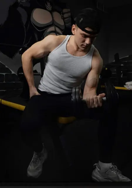 Я Евгений, 27, из Гулькевичей, ищу знакомство для вирта