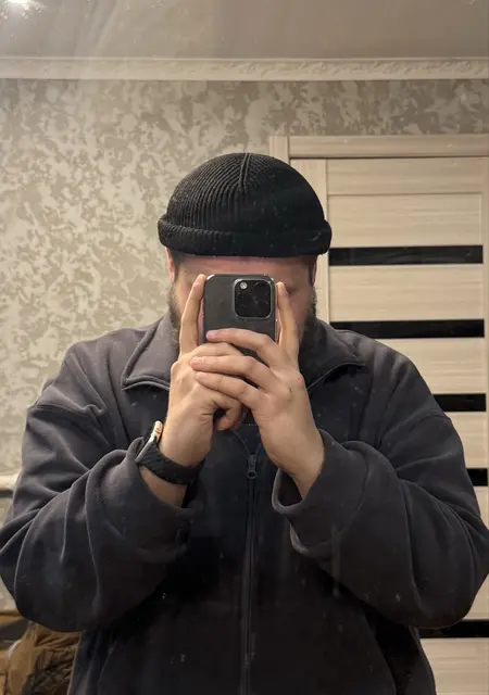 Илья из Санкт-Петербурга, ищу на сайте знакомства на одну ночь