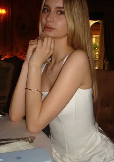 Милана из Москвы, ищу на сайте открытые отношения