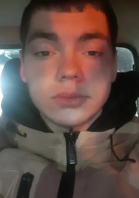 Дима из Балакова, ищу на сайте знакомства на одну ночь