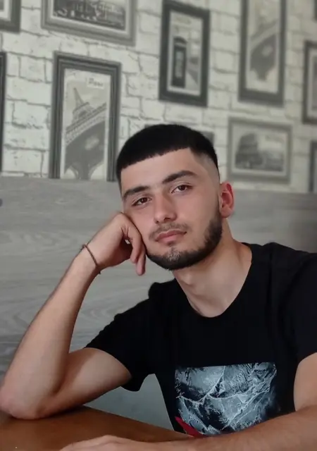 Анис из Москвы, ищу на сайте вирта