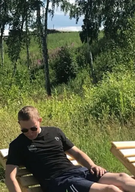 Я Александр, 22, знакомлюсь без обязательств в Нижнеудинске