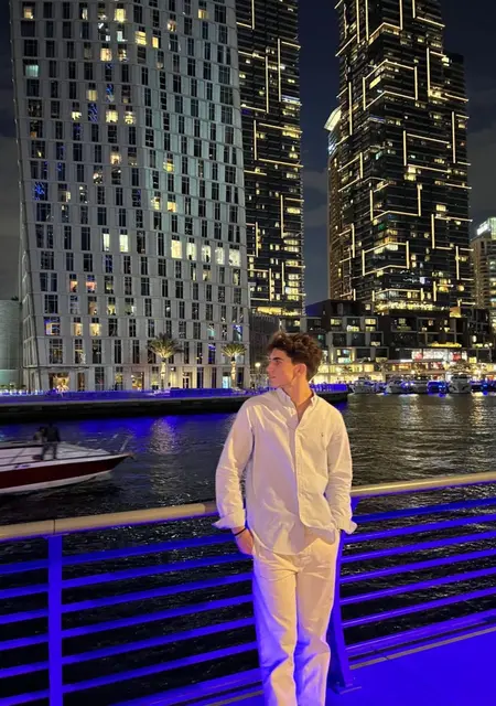 Марк из Уссурийска, мне 24, познакомлюсь на одну ночь