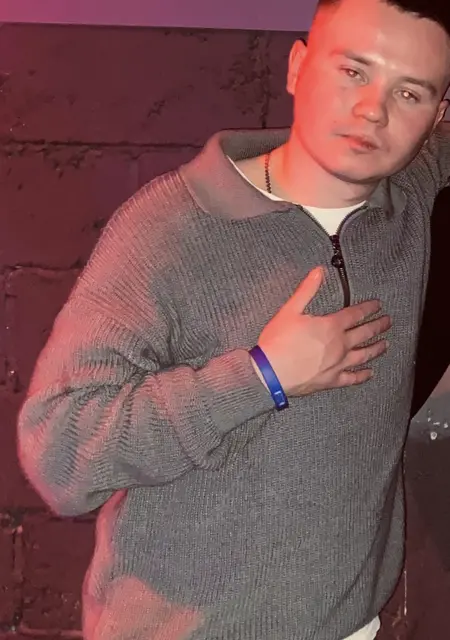 Иван из Санкт-Петербурга, ищу на сайте знакомства без обязательств